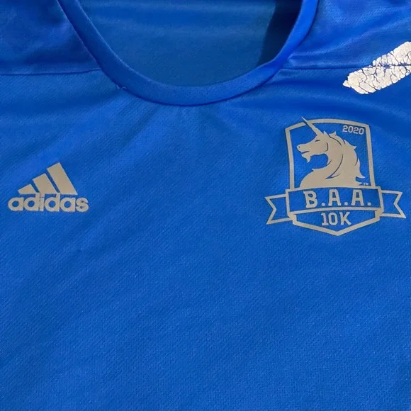 Adidas B.A.A. 10K 2020 Running Shirt Blue Brigham Health Mens Small Activewear - Picture 3 of 8